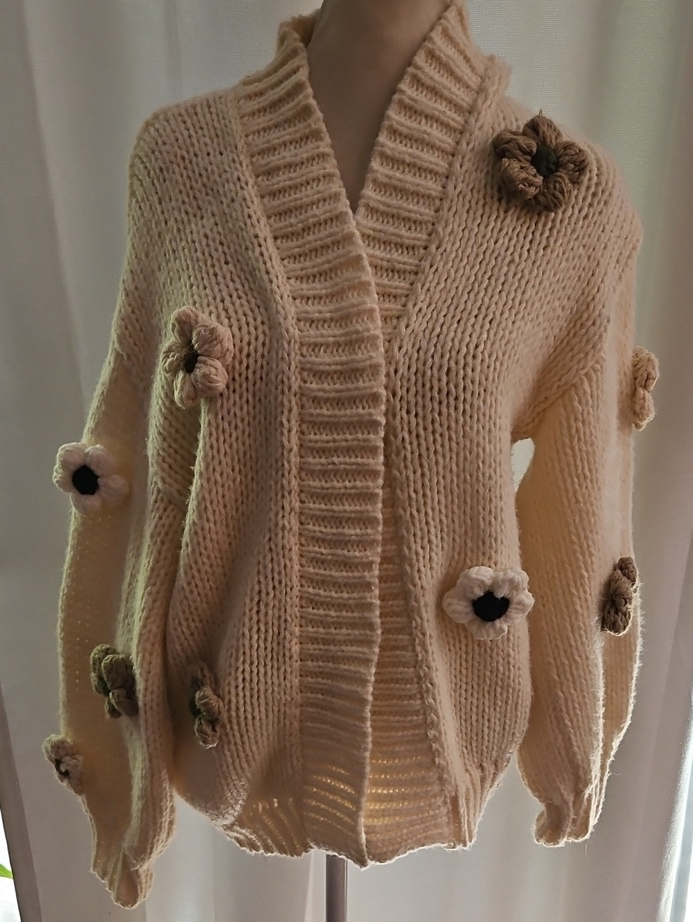 Anna & Ava Floral Sweater Size 0